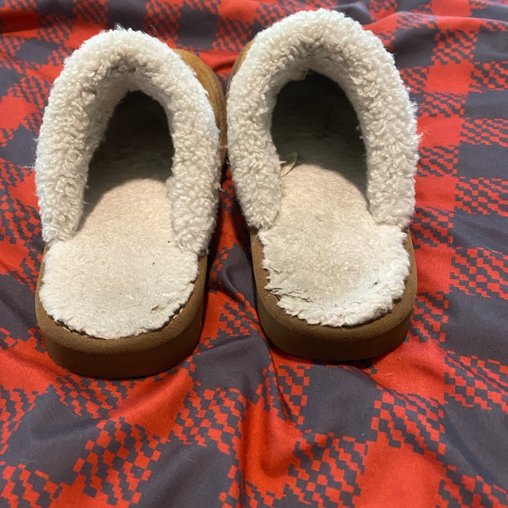 Ariat Brown boot Slippers - Picture 3 of 5